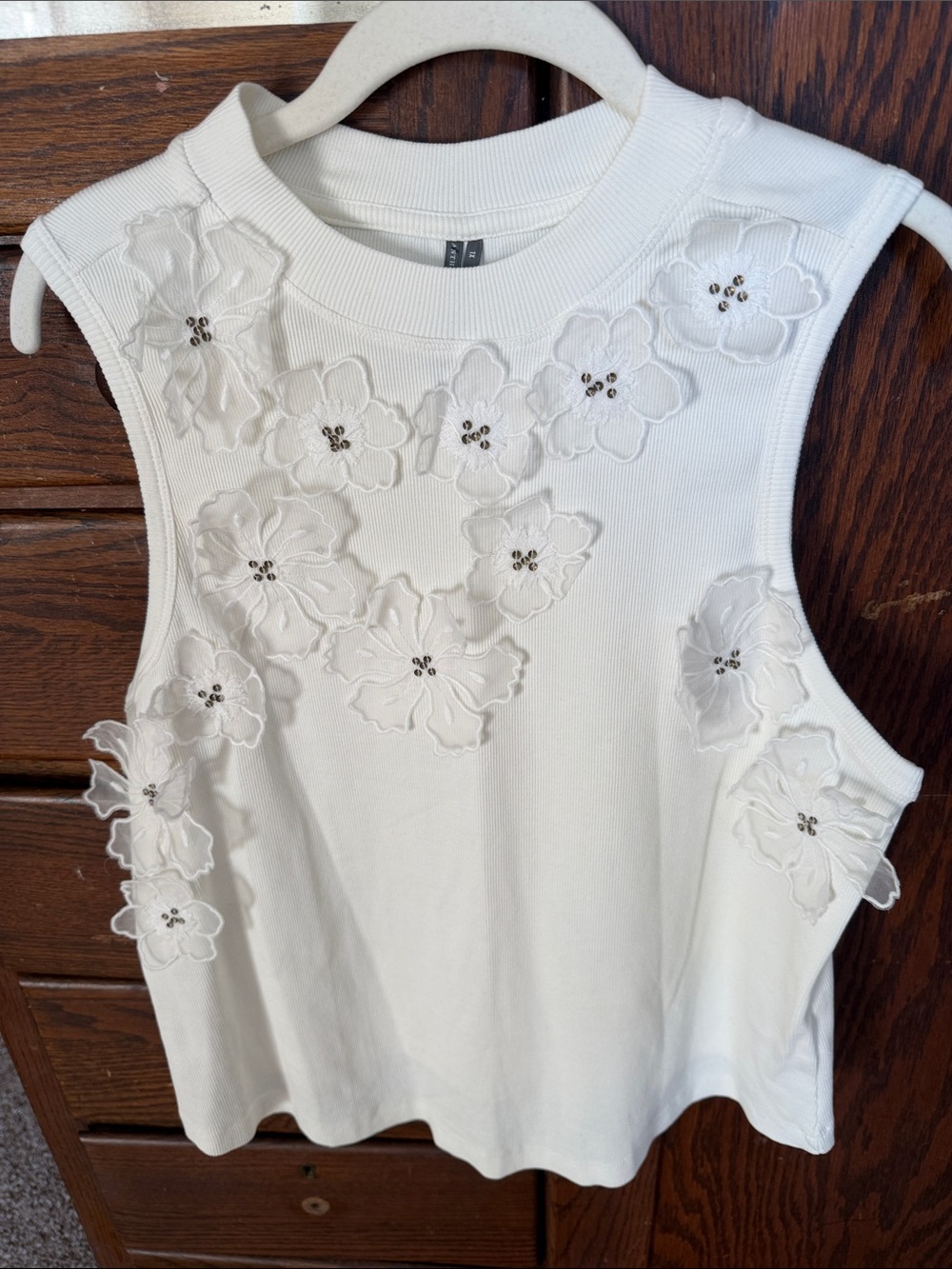 Anthro Sleeveless White Floral Appliqué Tank Top